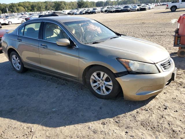 1HGCP2F48AA114064 - 2010 HONDA ACCORD LXP BROWN photo 4