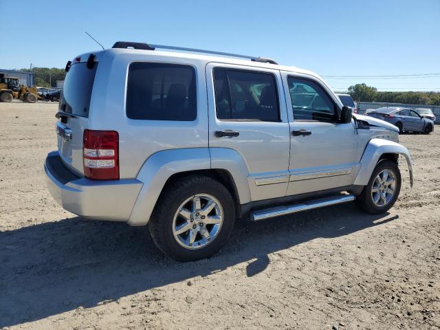 1J4PP5GKXAW171586 - 2010 JEEP LIBERTY LIMITED SILVER photo 3
