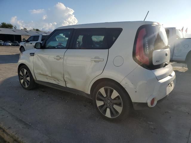 KNDJX3A5XF7133764 - 2015 KIA SOUL ! WHITE photo 2