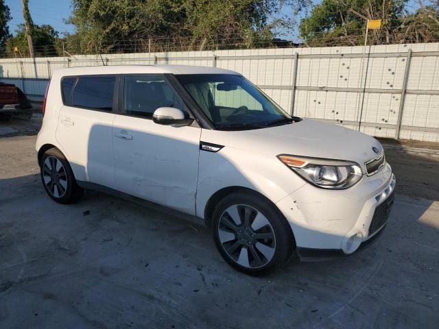 KNDJX3A5XF7133764 - 2015 KIA SOUL ! WHITE photo 4