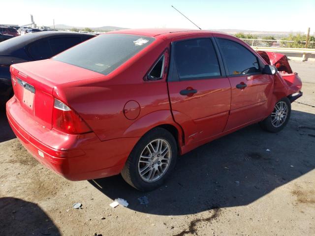 1FAFP34N87W254498 - 2007 FORD FOCUS ZX4 RED photo 3