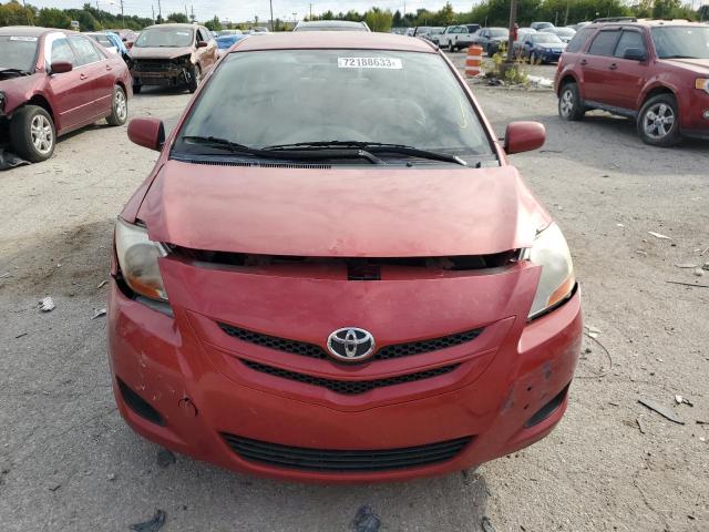 JTDBT923771124377 - 2007 TOYOTA YARIS RED photo 5