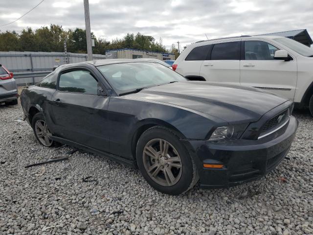 1ZVBP8AM3E5286504 - 2014 FORD MUSTANG BLACK photo 4