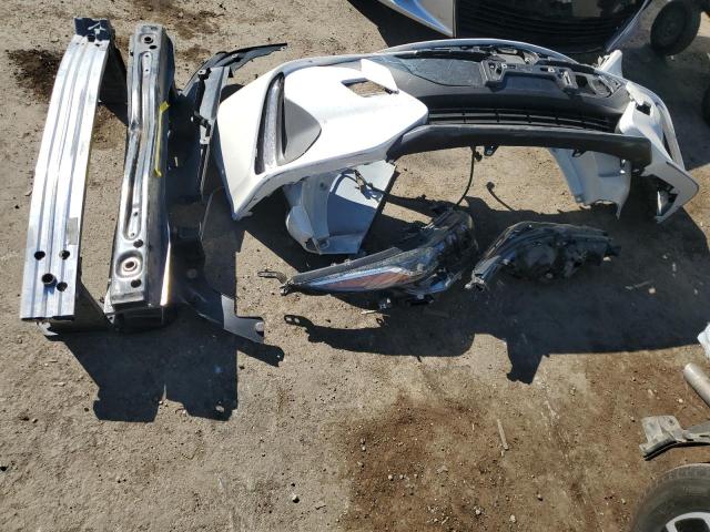 JTDKARFP5K3118285 - 2019 TOYOTA PRIUS PRIM თეთრი ფოტო 12