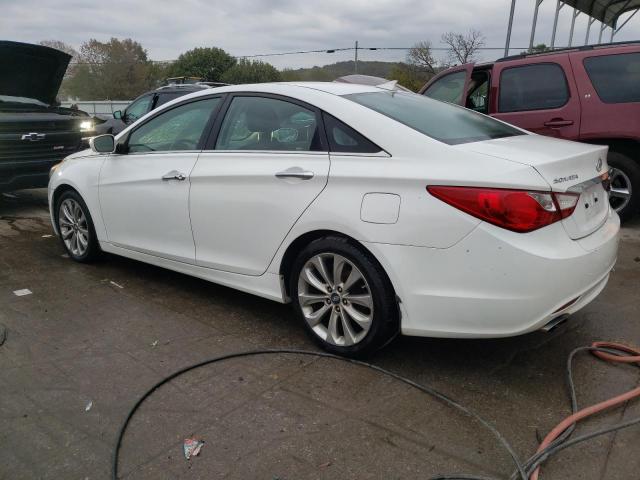 5NPEC4AC4CH420736 - 2012 HYUNDAI SONATA SE WHITE photo 2