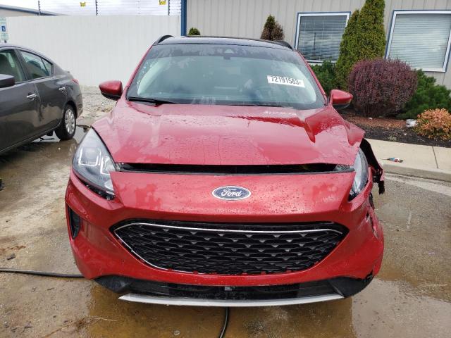 1FMCU0G63MUA92758 - 2021 FORD ESCAPE SE RED photo 5