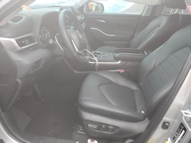 5TDGZRBH7NS225290 - 2022 TOYOTA HIGHLANDER XLE ვერცხლისფერი ფოტო 7