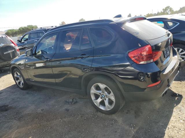 WBAVM1C51FVW57390 - 2015 BMW X1 SDRIVE28I BLACK photo 2