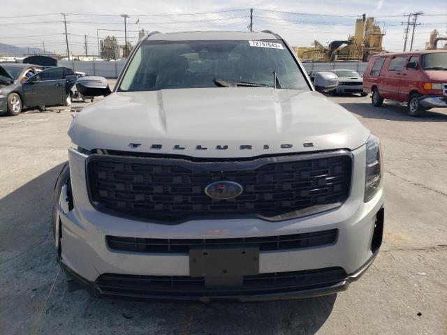 5XYP3DHC1MG167625 - 2021 KIA TELLURIDE EX SILVER photo 5