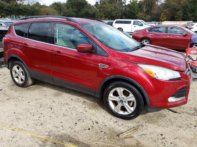 1FMCU0GX5FUA88268 - 2015 FORD ESCAPE SE RED photo 4