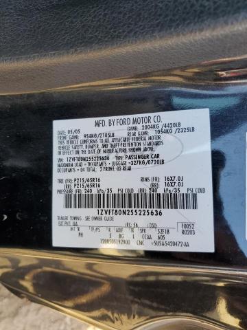 1ZVFT80N255225636 - 2005 FORD MUSTANG BLACK photo 12