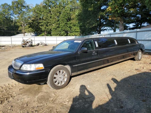 1L1FM81W74Y601183 - 2004 LINCOLN TOWN CAR EXECUTIVE BLACK photo 1
