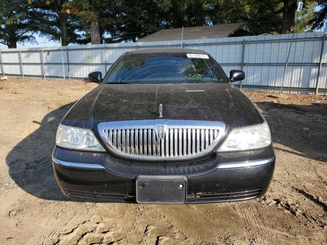 1L1FM81W74Y601183 - 2004 LINCOLN TOWN CAR EXECUTIVE BLACK photo 5