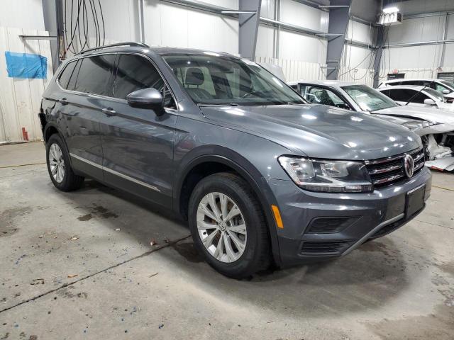 3VV3B7AX1JM082820 - 2018 VOLKSWAGEN TIGUAN SE GRAY photo 4