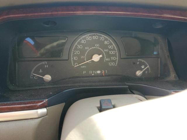 1LNHM81W43Y704017 - 2003 LINCOLN TOWN CAR EXECUTIVE TAN photo 9