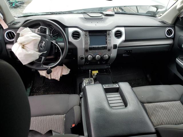 5TFUW5F14GX535895 - 2016 TOYOTA TUNDRA DOUBLE CAB SR/SR5 WHITE photo 8