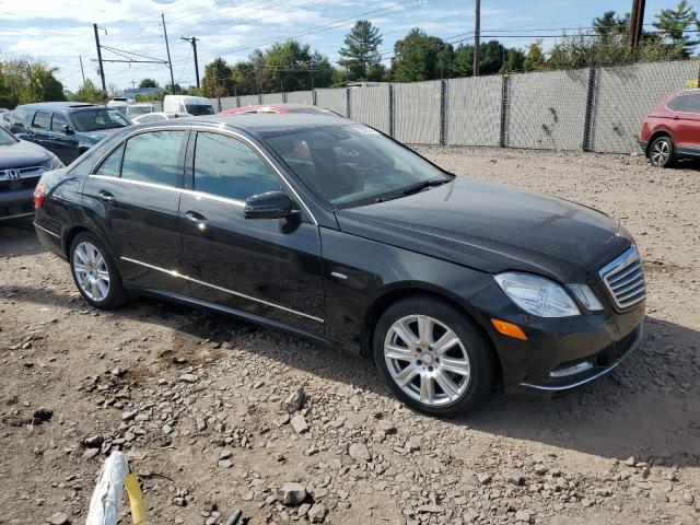 WDDHF8JB1CA625818 - 2012 MERCEDES-BENZ E 350 4MATIC BLACK photo 4