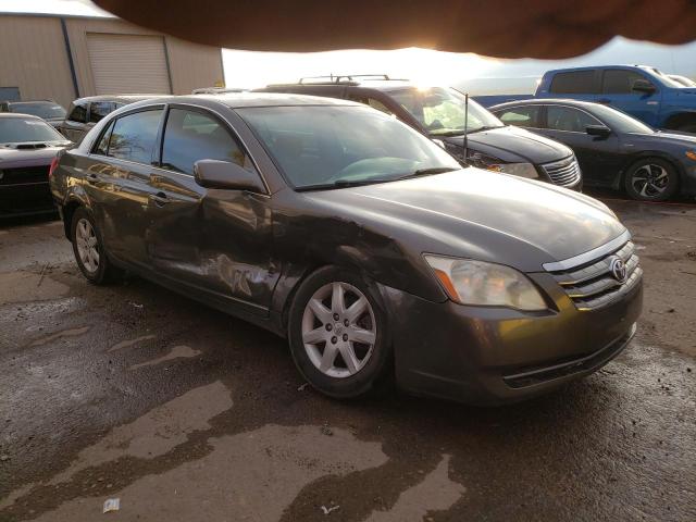 4T1BK36B45U015349 - 2005 TOYOTA AVALON XL GRAY photo 4