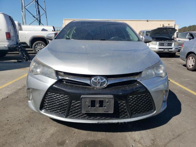 4T1BF1FK4HU743704 - 2017 TOYOTA CAMRY LE GRAY photo 5