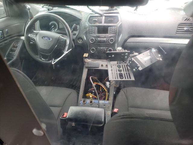 1FM5K8AR4HGD26684 - 2017 FORD EXPLORER POLICE INTERCEPTOR 白色 照片 8