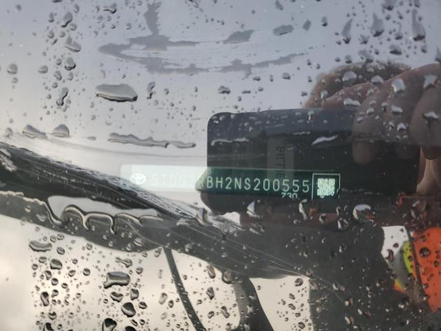 5TDGZRBH2NS200555 - 2022 TOYOTA HIGHLANDER XLE GRAY photo 13