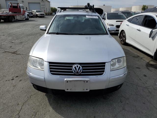 WVWWH63B32E407335 - 2002 VOLKSWAGEN PASSAT GLX Gümüş foto 5