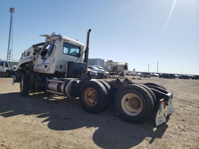 1M1AW09Y0CM018555 - 2012 MACK 600 CXU600 WHITE photo 3