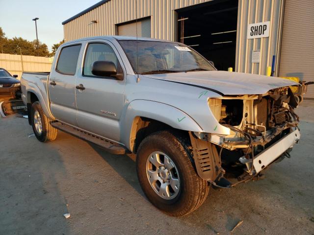 5TEJU62N75Z073975 - 2005 TOYOTA TACOMA DOUBLE CAB PRERUNNER SILVER photo 4