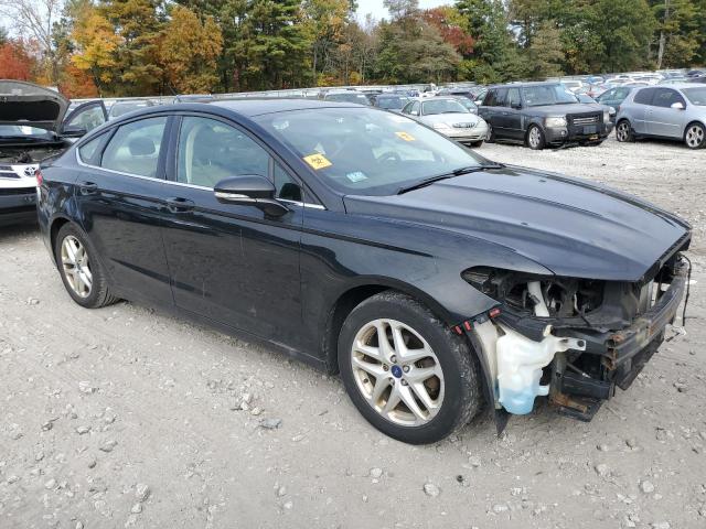 3FA6P0H70FR153483 - 2015 FORD FUSION SE BLACK photo 4