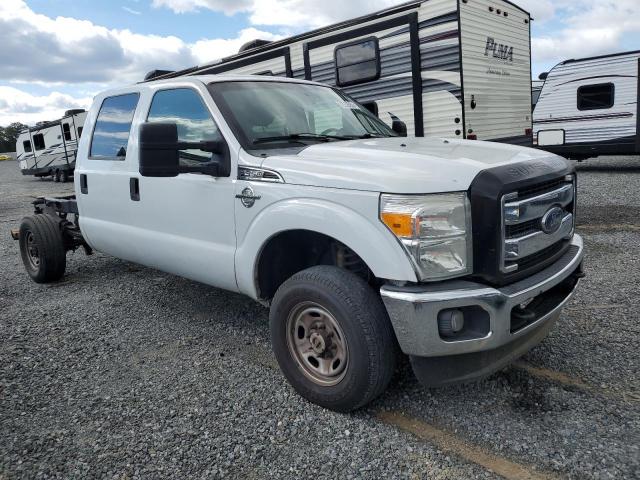 1FT8W3BT0EEB25701 - 2014 FORD F350 SUPER DUTY WHITE photo 4