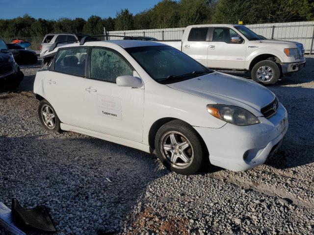 2T1KR32E17C662338 - 2007 TOYOTA COROLLA MA XR WHITE photo 4