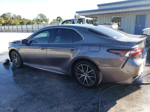 4T1G11AKXPU733429 - 2023 TOYOTA CAMRY SE NIGHT SHADE GRAY photo 2