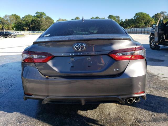 4T1G11AKXPU733429 - 2023 TOYOTA CAMRY SE NIGHT SHADE GRAY photo 6