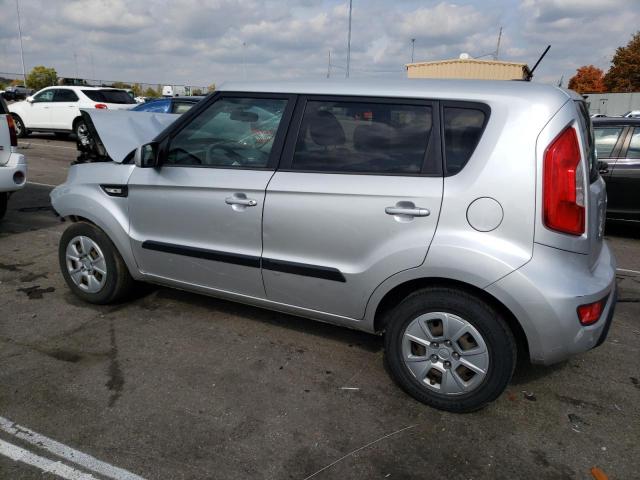 KNDJT2A51C7405779 - 2012 KIA SOUL SILVER photo 2