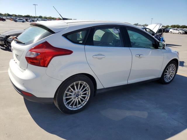 1FADP3R49EL355751 - 2014 FORD FOCUS BEV WHITE photo 3