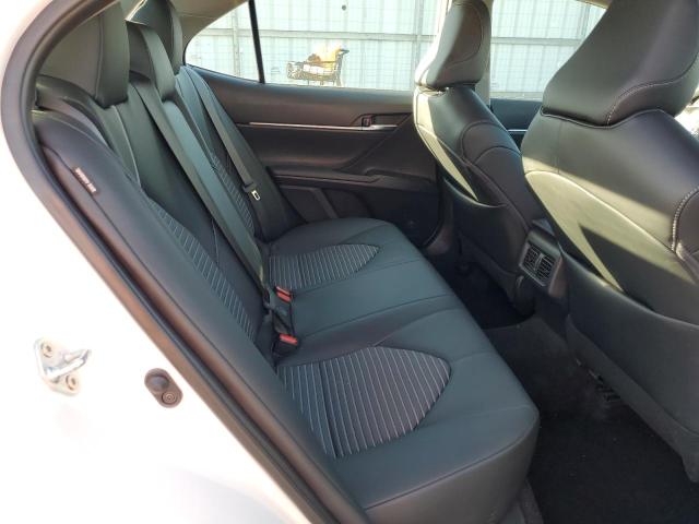 4T1S11AK8PU097331 - 2023 TOYOTA CAMRY SE NIGHT SHADE WHITE photo 10