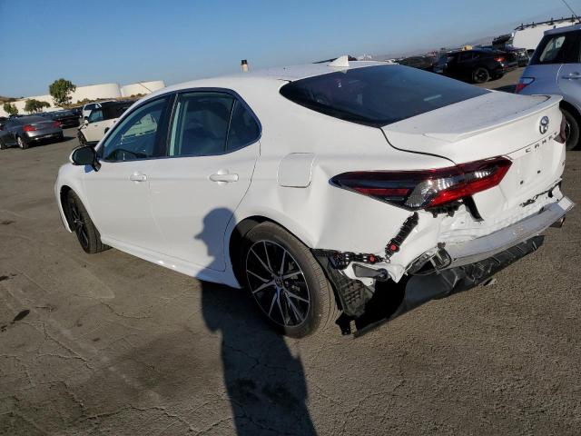 4T1S11AK8PU097331 - 2023 TOYOTA CAMRY SE NIGHT SHADE WHITE photo 2