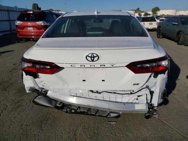 4T1S11AK8PU097331 - 2023 TOYOTA CAMRY SE NIGHT SHADE WHITE photo 6