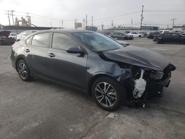 3KPF24AD9PE557178 - 2023 KIA FORTE LX GRAY photo 4