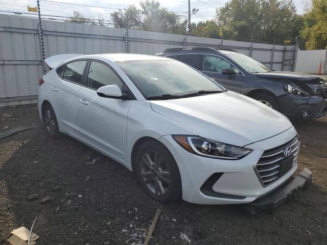 5NPD84LF2HH134976 - 2017 HYUNDAI ELANTRA SE SILVER photo 4