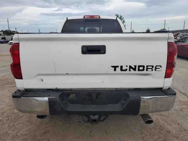 5TFRW5F15GX195677 - 2016 TOYOTA TUNDRA DOUBLE CAB SR/SR5 WHITE photo 6