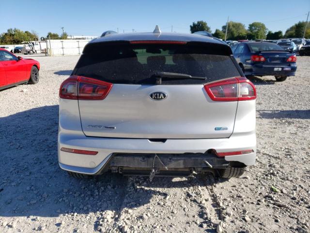 KNDCC3LC4K5255316 - 2019 KIA NIRO EX SILVER photo 6