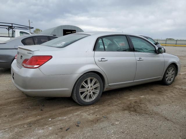 4T1BK36B26U145227 - 2006 TOYOTA AVALON XL SILVER photo 3