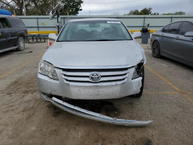 4T1BK36B26U145227 - 2006 TOYOTA AVALON XL SILVER photo 5