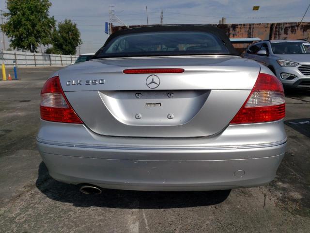 WDBTK56GX6T067302 - 2006 MERCEDES-BENZ CLK 350 SILVER photo 6