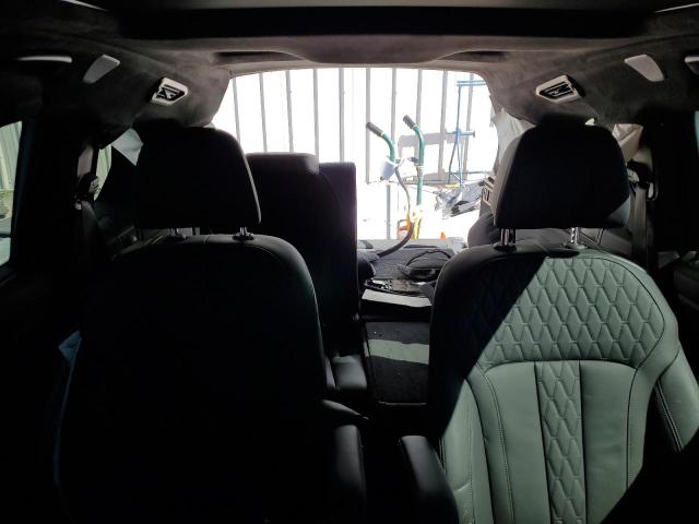 5UX33EM03P9P21123 - 2023 BMW X7 M60I GRAY photo 10