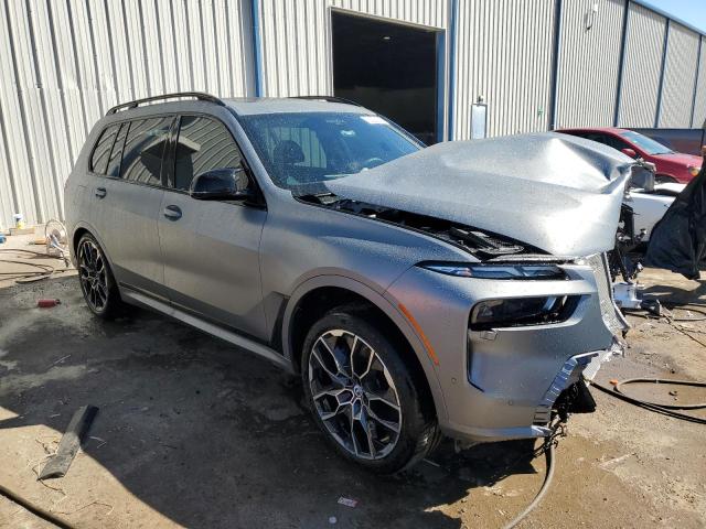 5UX33EM03P9P21123 - 2023 BMW X7 M60I GRAY photo 4