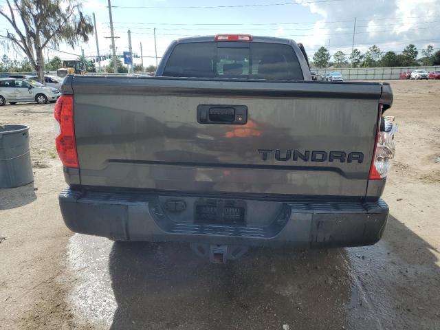 5TFRM5F15FX089671 - 2015 TOYOTA TUNDRA DOUBLE CAB SR GRAY photo 6
