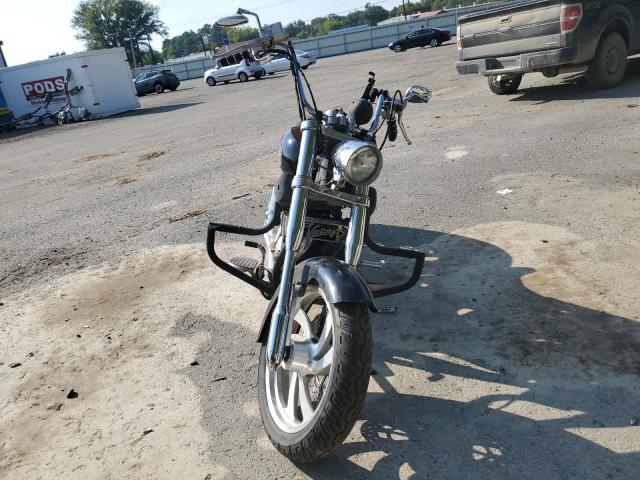 5VPCB16D853006403 - 2005 VICTORY MOTORCYCLES KINGPIN შავი ფოტო 2