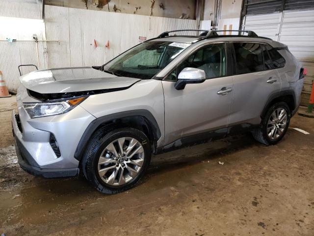 2T3A1RFV7MC158427 - 2021 TOYOTA RAV4 XLE PREMIUM SILVER photo 1